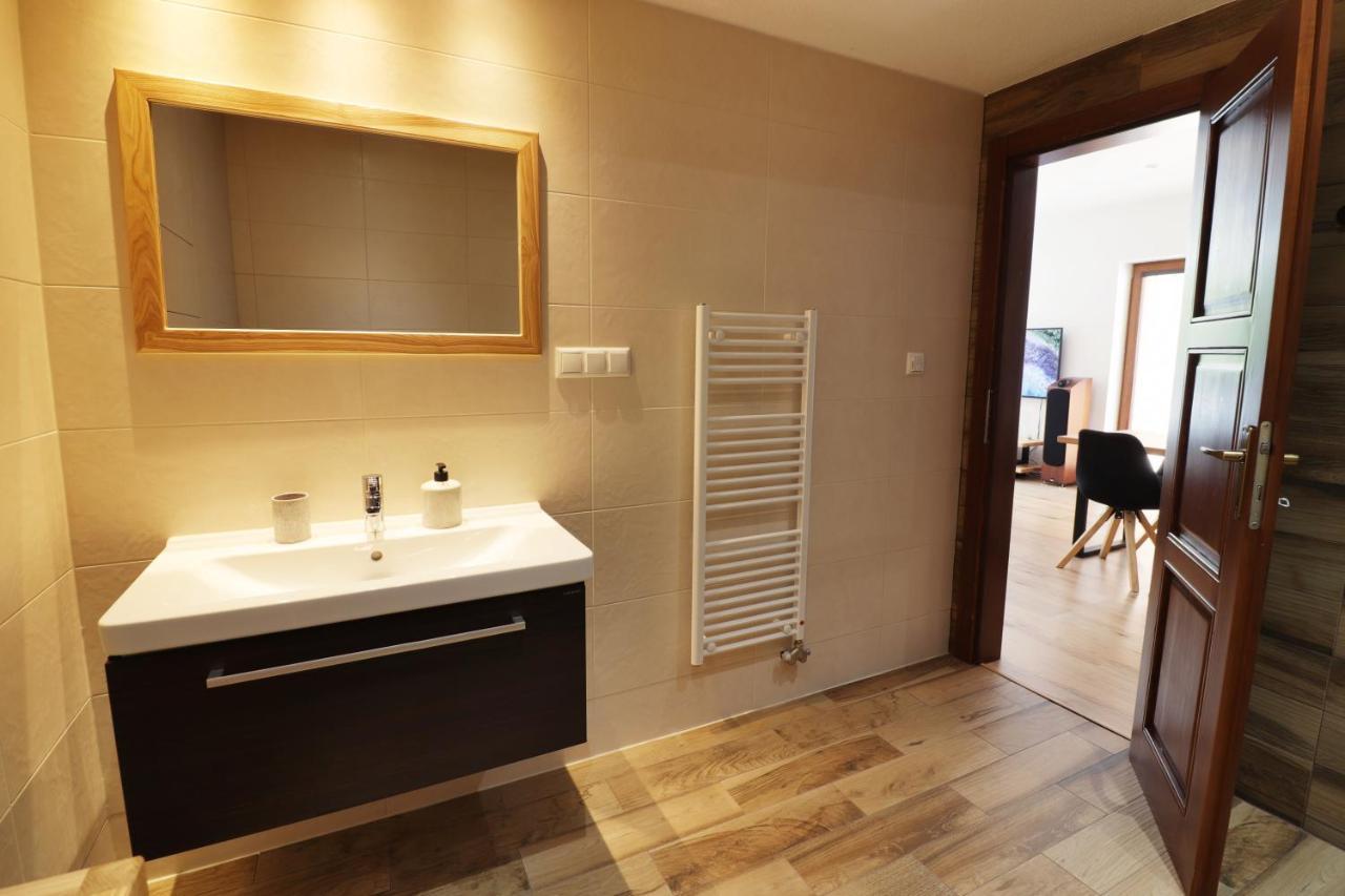 Apartman Romantika Chopok Juh 12 Tale Exterior photo